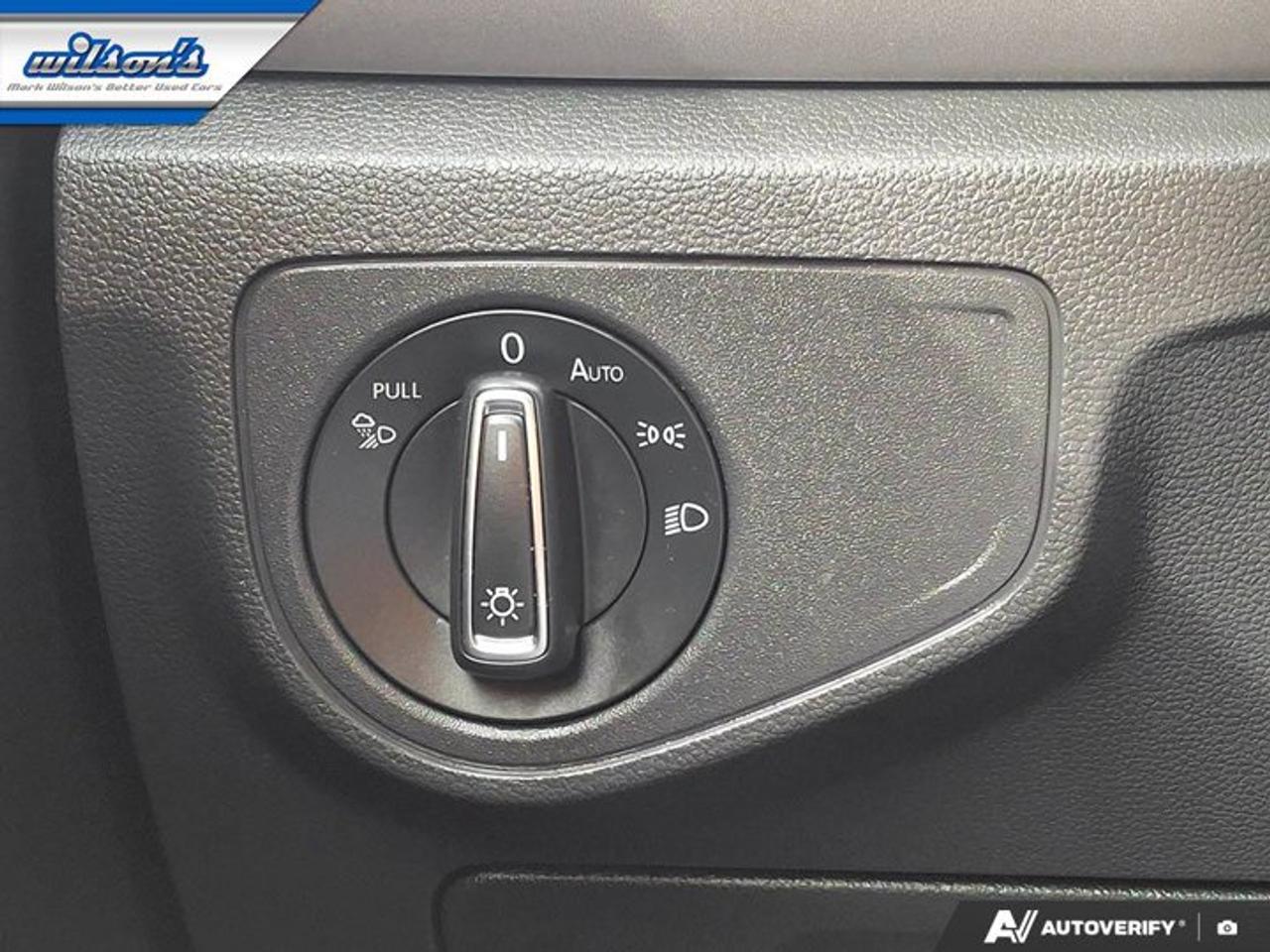 2020 Volkswagen Atlas Cross Sport Trendline | AWD | Heated Seats | CarPlay + Android | Rear Cam | Alloy Wheels | and More ! Photo