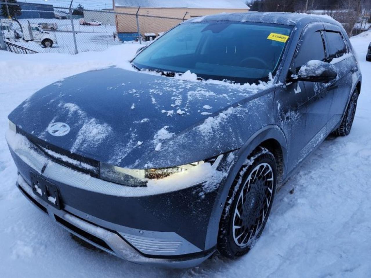 2024 Hyundai IONIQ 5 Preferred Ultimate Long Range AWD | Leather | Sunroof | Nav | Heated Wheel + Seats | 360 Cam & More! Photo