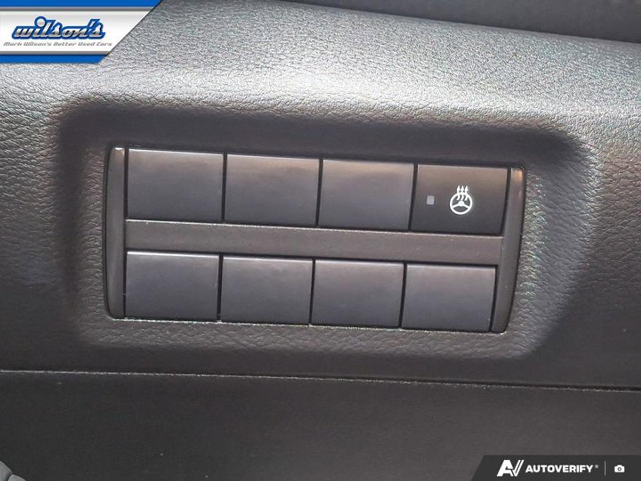 2024 Nissan Kicks SV | Heated Seats + Steering | Remote Start | Adaptive Cruise | CarPlay + Android | BSM & More ! Photo