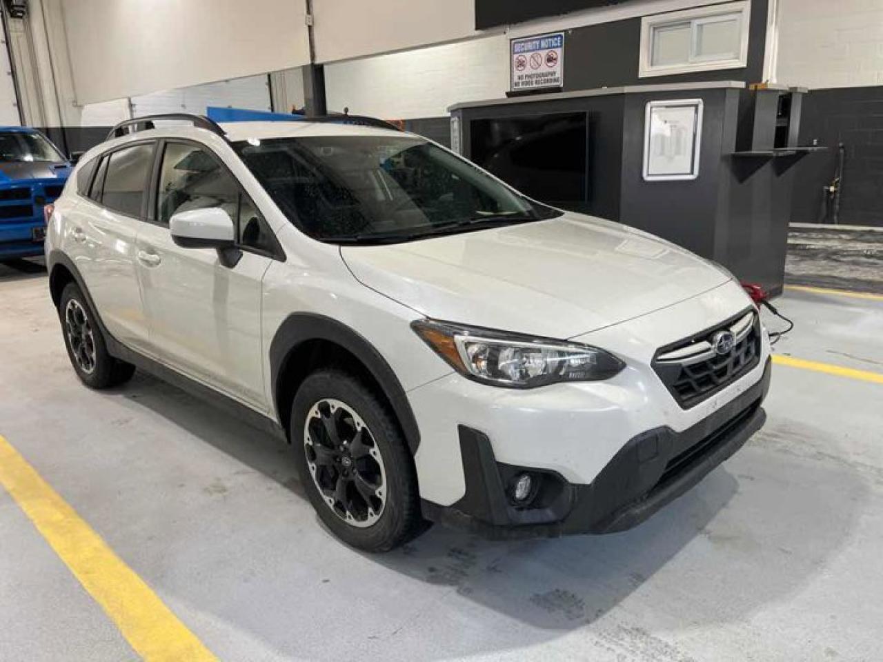2021 Subaru XV Crosstrek Touring AWD | Carplay and Android Auto | Heated Seats + Steering | Adaptive Cruise | and More ! Photo0