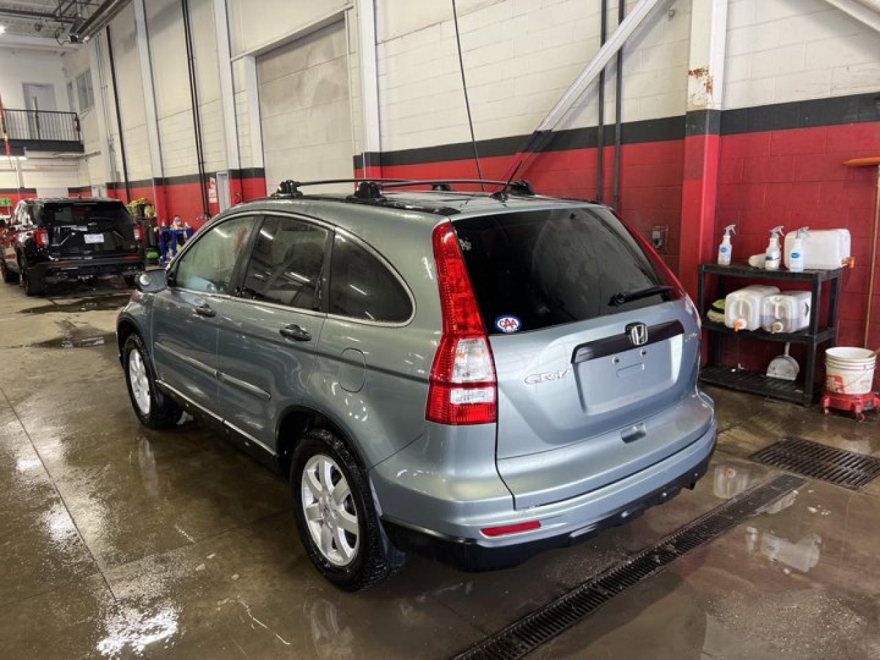 2010 Honda CR-V LX 4WD | Exceedingly Low KM's | Cruise Control | 8 Cup Holders | Aux Port | and More ! Photo4