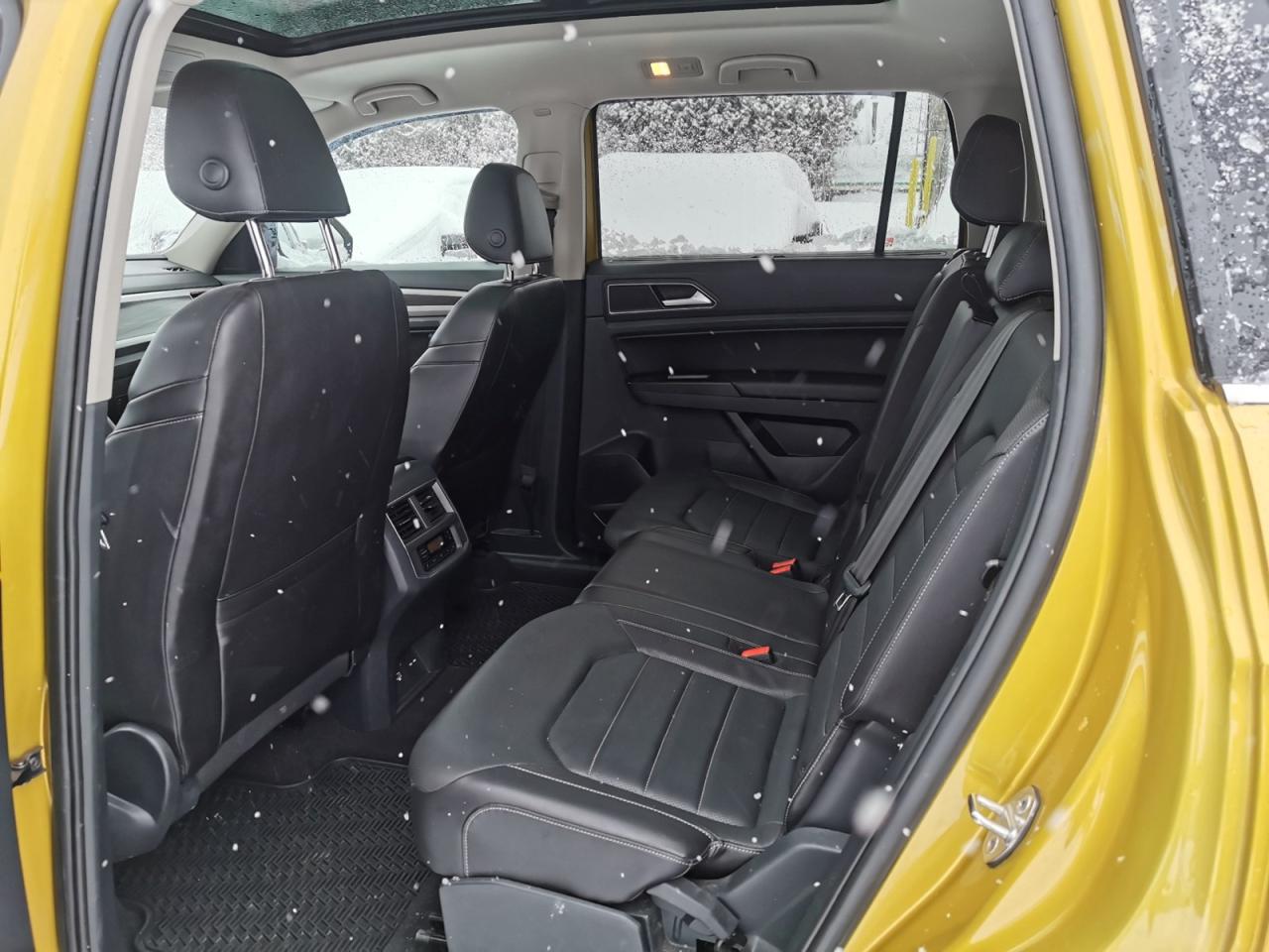 2018 Volkswagen Atlas V6 SEL Photo