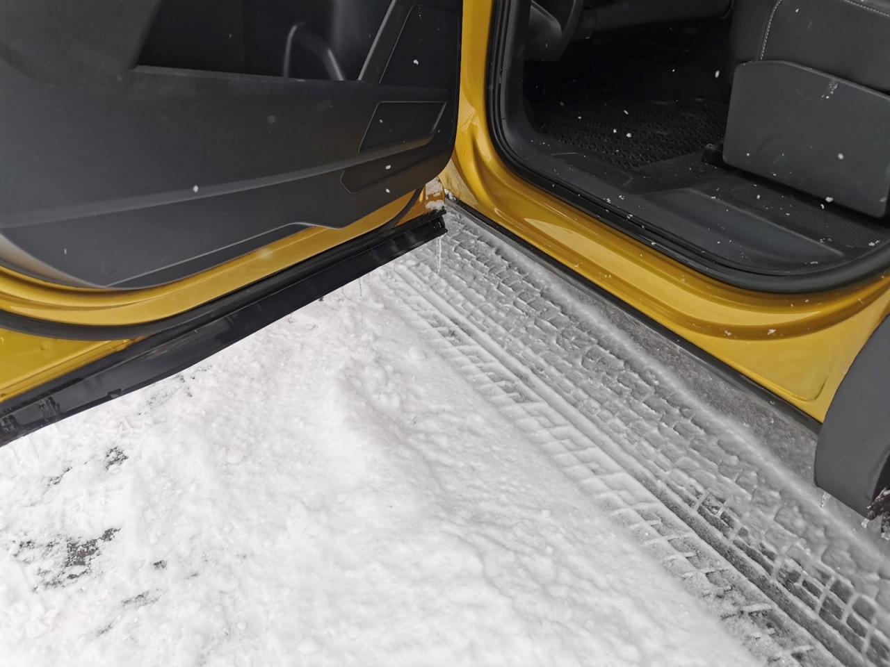 2018 Volkswagen Atlas V6 SEL Photo