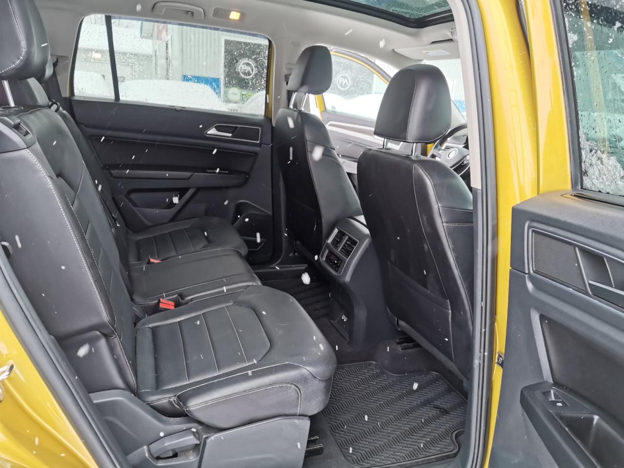 2018 Volkswagen Atlas V6 SEL Photo