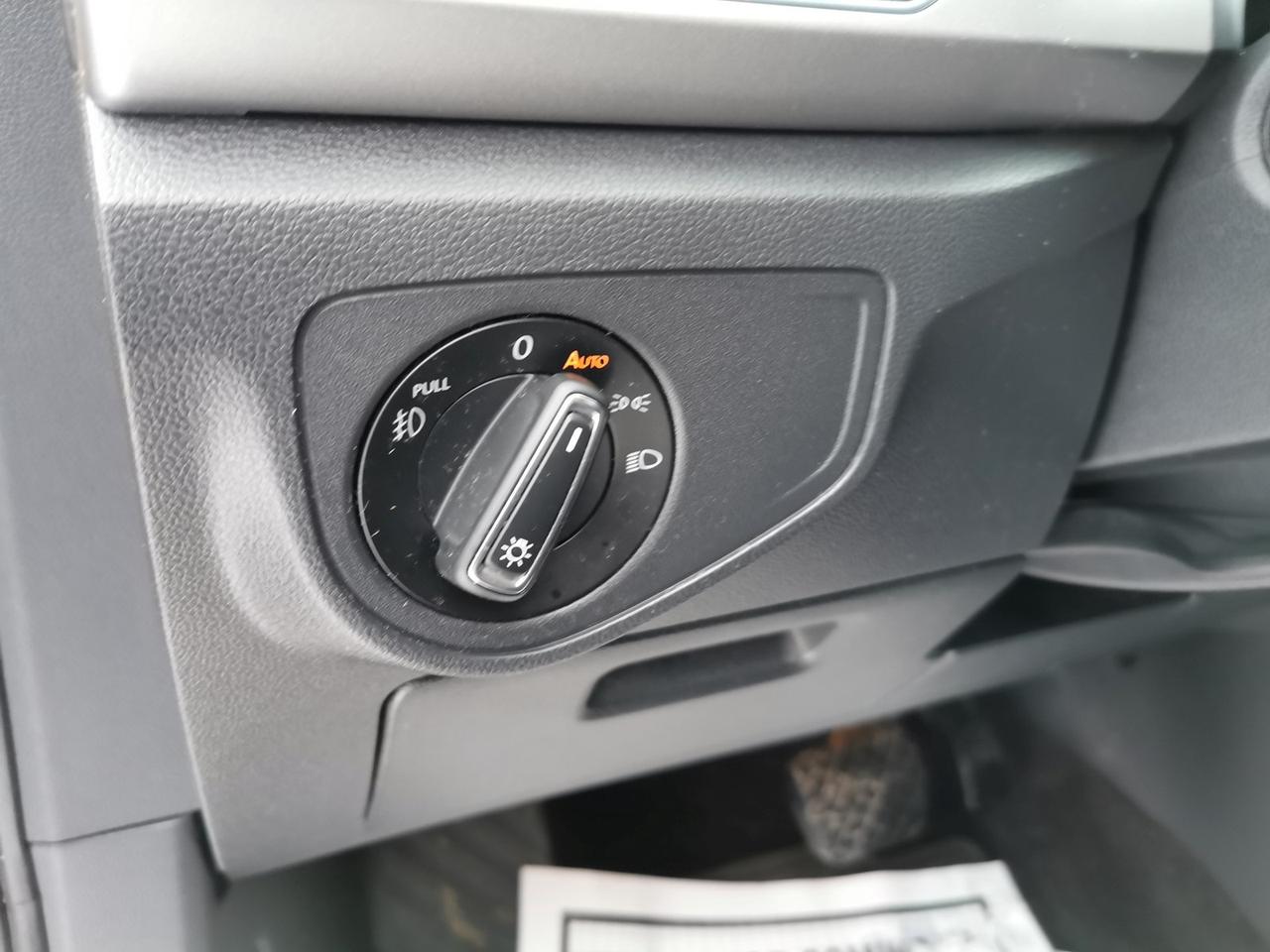 2018 Volkswagen Atlas V6 SEL Photo