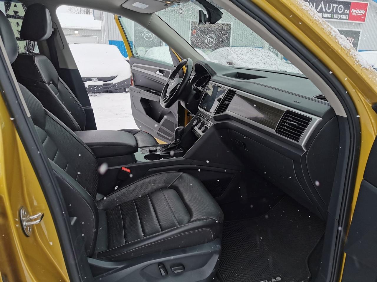 2018 Volkswagen Atlas V6 SEL Photo