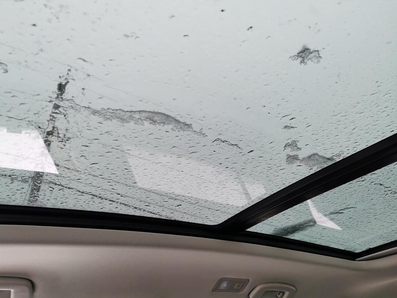 2018 Volkswagen Atlas V6 SEL Photo