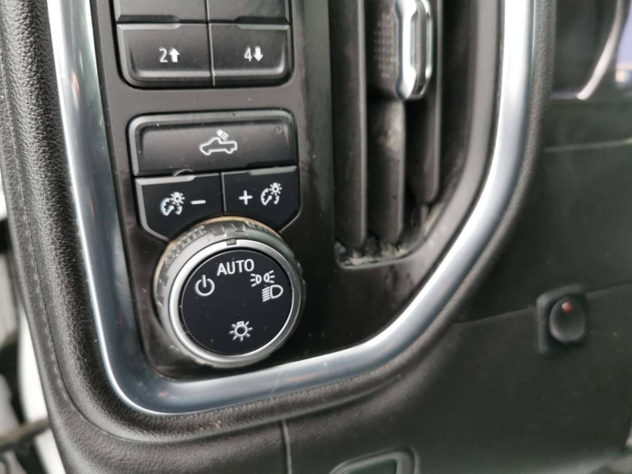 2021 Chevrolet Silverado 1500 LT Photo