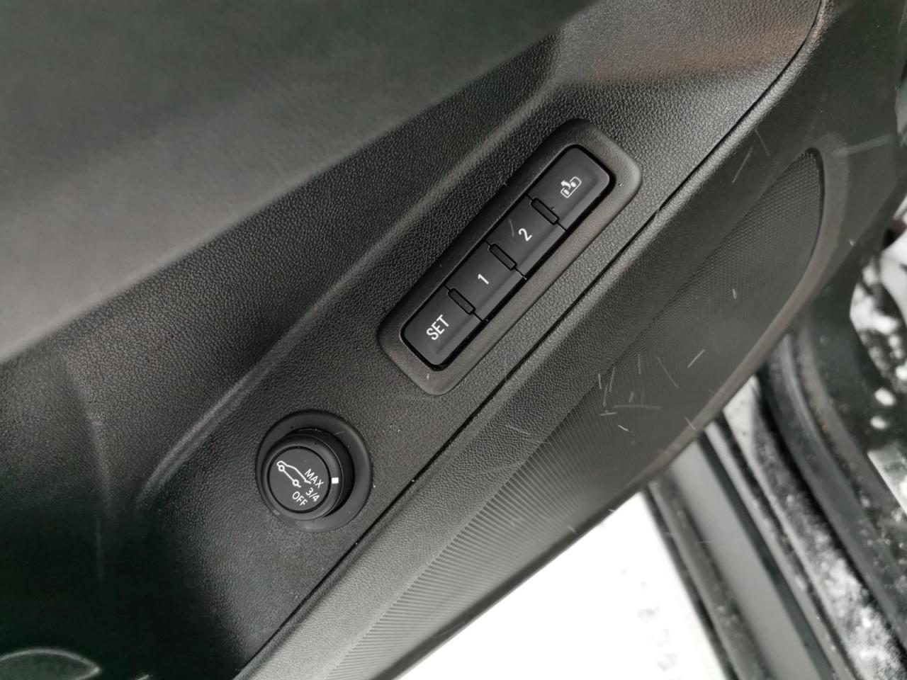 2020 Chevrolet Equinox Premier Photo