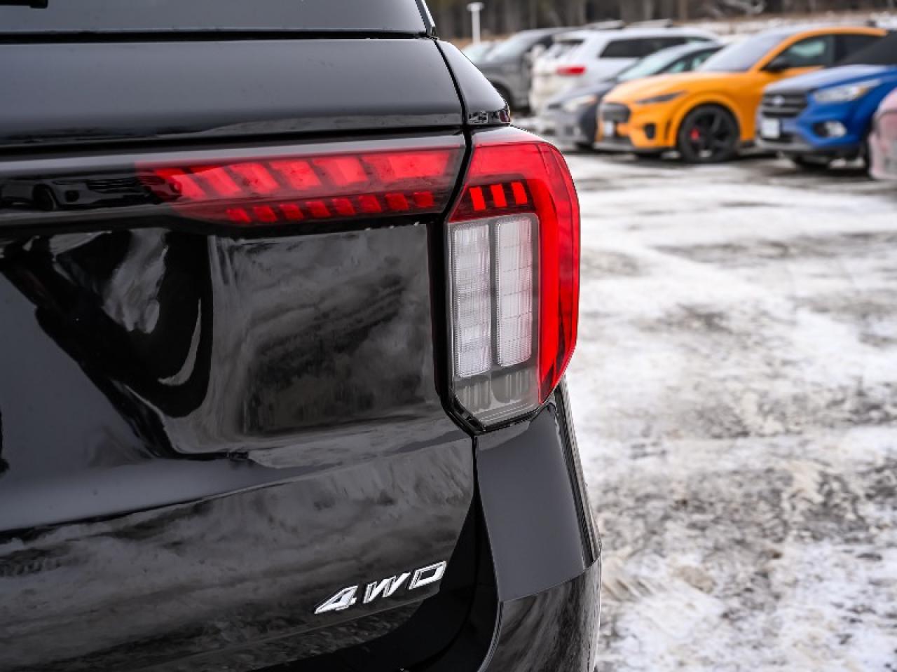 2026 Ford Explorer ST-Line Photo