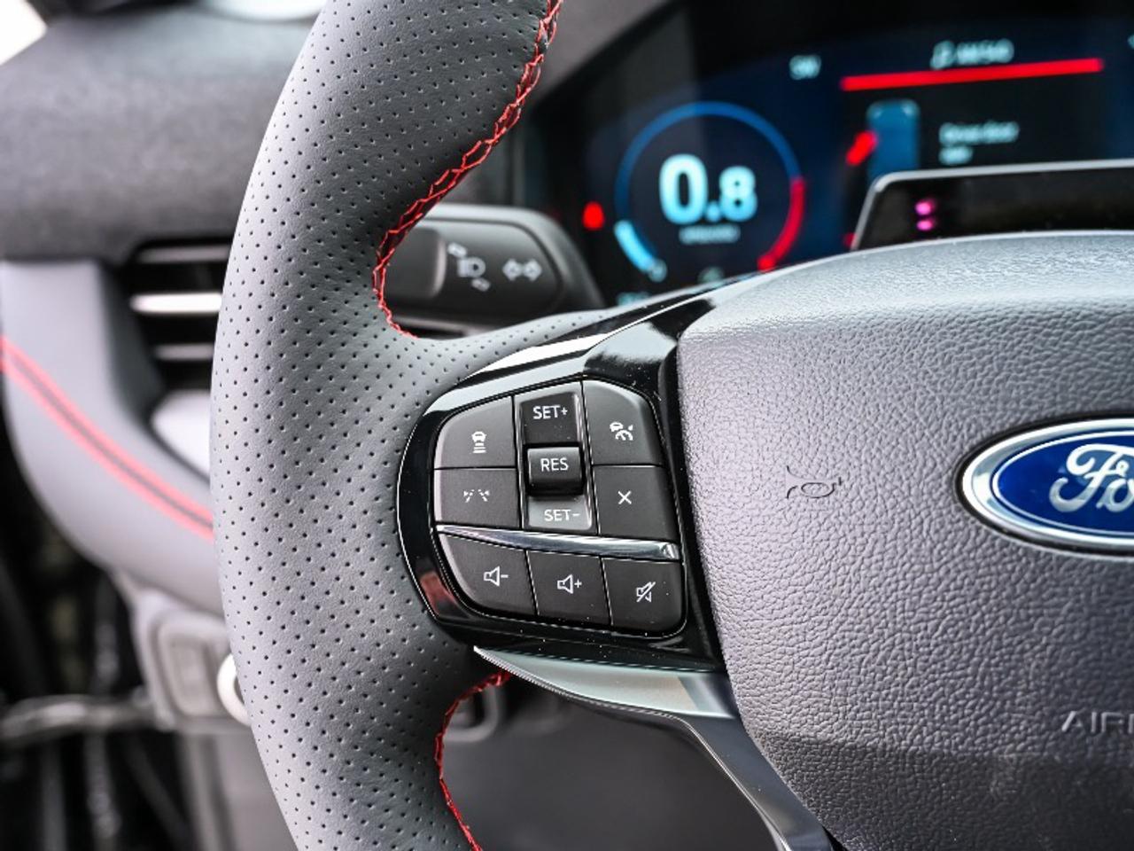 2026 Ford Explorer ST-Line Photo