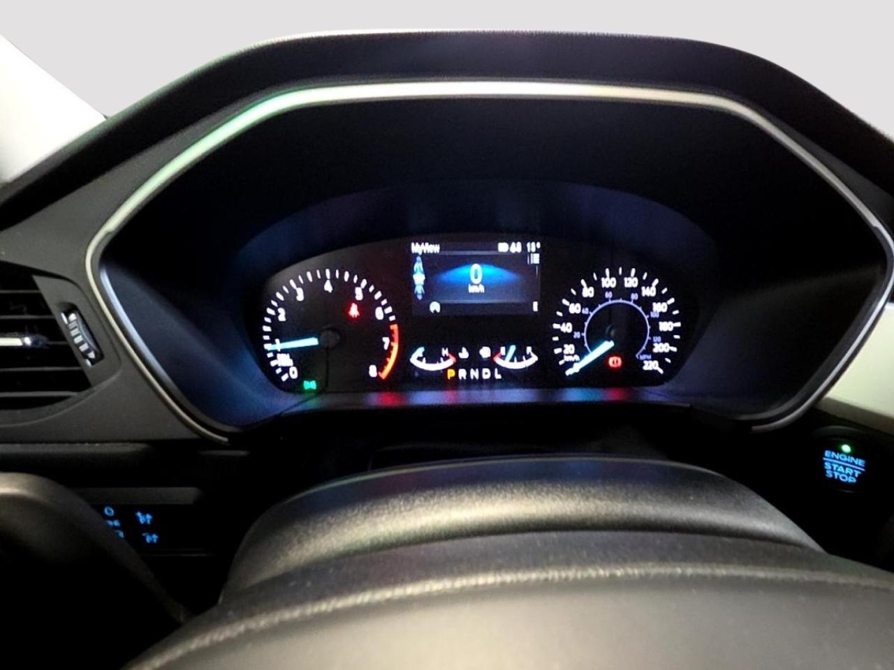 2020 Ford Escape SE Photo