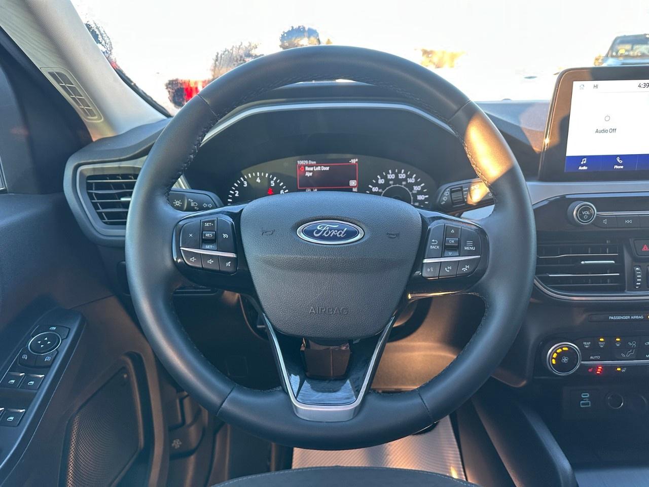 2022 Ford Escape SE AWD Photo