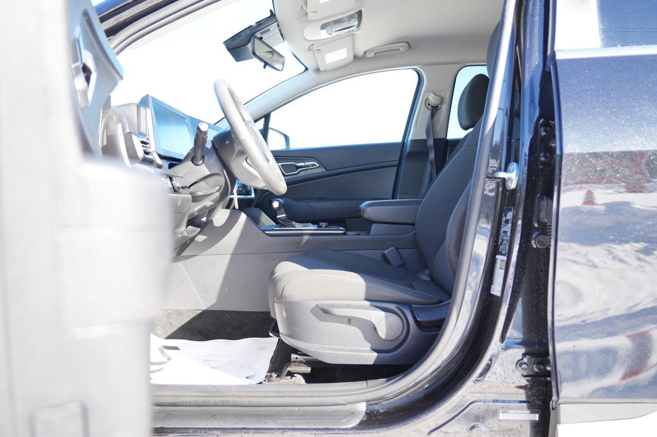 2023 Kia Sportage LX AWD Photo