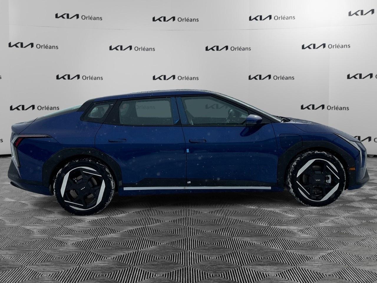 2026 Kia EV4 Wind Premium FWD *Ltd Avail* Photo3