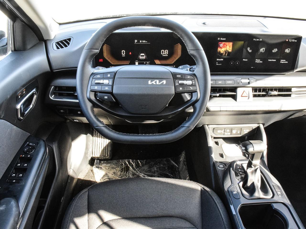 2026 Kia K4 2026 Kia K4 – EX Photo