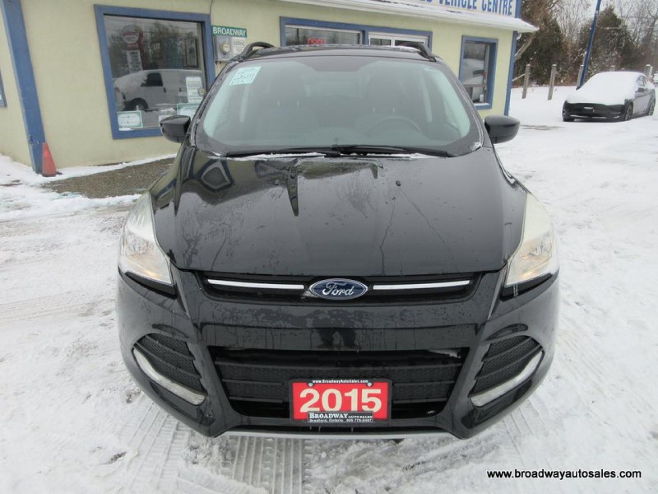 2015 Ford Escape POWER EQUIPPED SE-MODEL 5 PASSENGER 1.6L - ECO-BOOST.. PANORAMIC SUNROOF.. HEATED SEATS.. BACK-UP CAMERA.. BLUETOOTH SYSTEM.. KEYLESS ENTRY.. Photo3