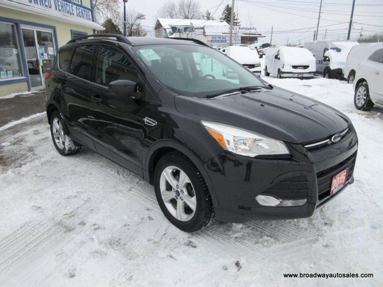 2015 Ford Escape POWER EQUIPPED SE-MODEL 5 PASSENGER 1.6L - ECO-BOOST.. PANORAMIC SUNROOF.. HEATED SEATS.. BACK-UP CAMERA.. BLUETOOTH SYSTEM.. KEYLESS ENTRY.. Photo4