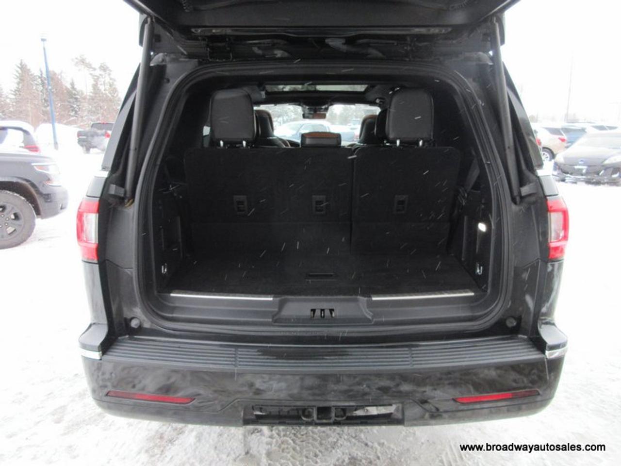 2021 Lincoln Navigator FOUR-WHEEL DRIVE RESERVE-PACKAGE 7 PASSENGER 3.6L - V6.. 4-WAY-CAPTAINS & 3RD ROW.. NAVIGATION.. PANORAMIC SUNROOF.. LEATHER.. HEATED SEATS & WHEEL.. Photo