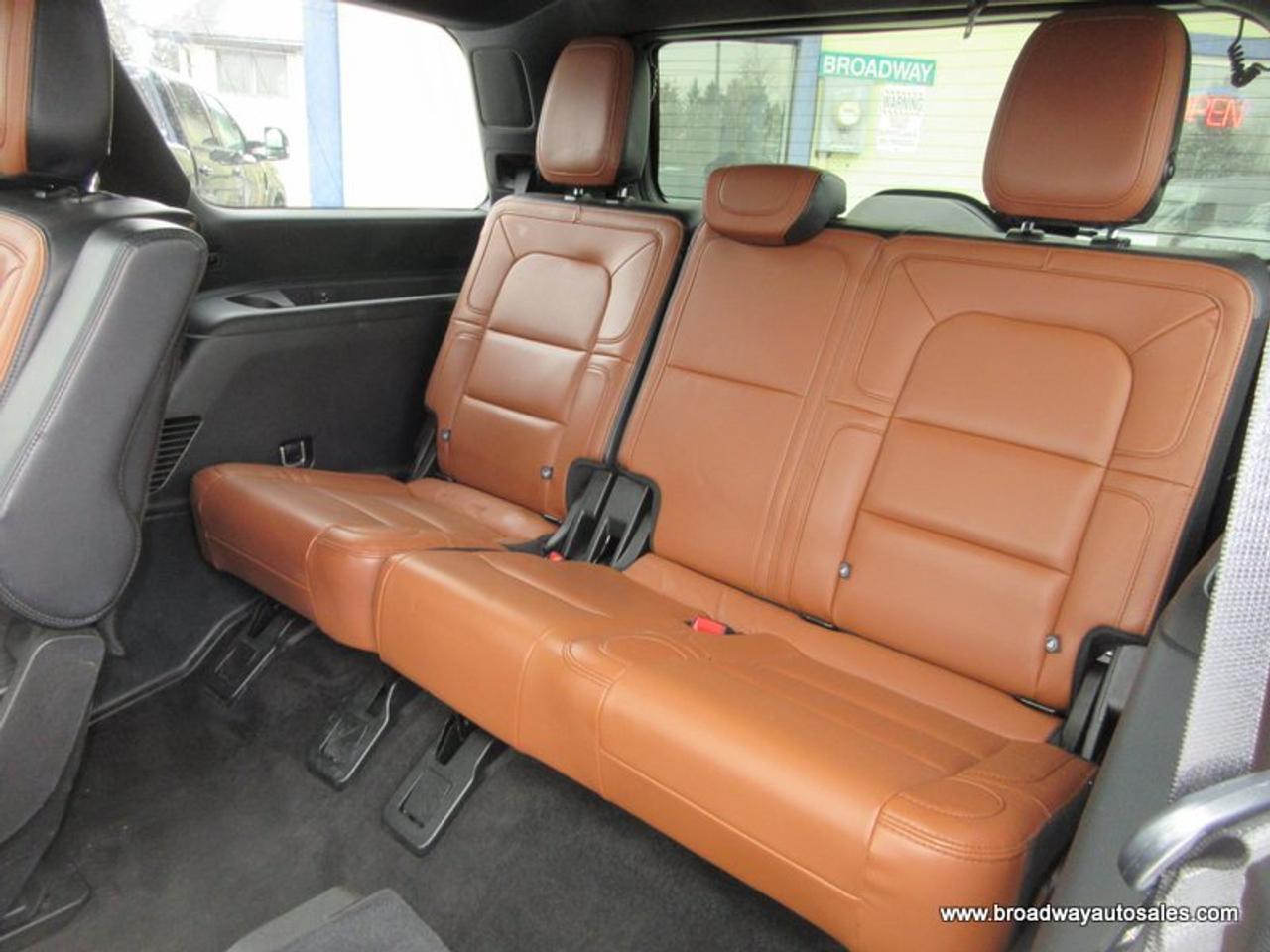 2021 Lincoln Navigator FOUR-WHEEL DRIVE RESERVE-PACKAGE 7 PASSENGER 3.6L - V6.. 4-WAY-CAPTAINS & 3RD ROW.. NAVIGATION.. PANORAMIC SUNROOF.. LEATHER.. HEATED SEATS & WHEEL.. Photo