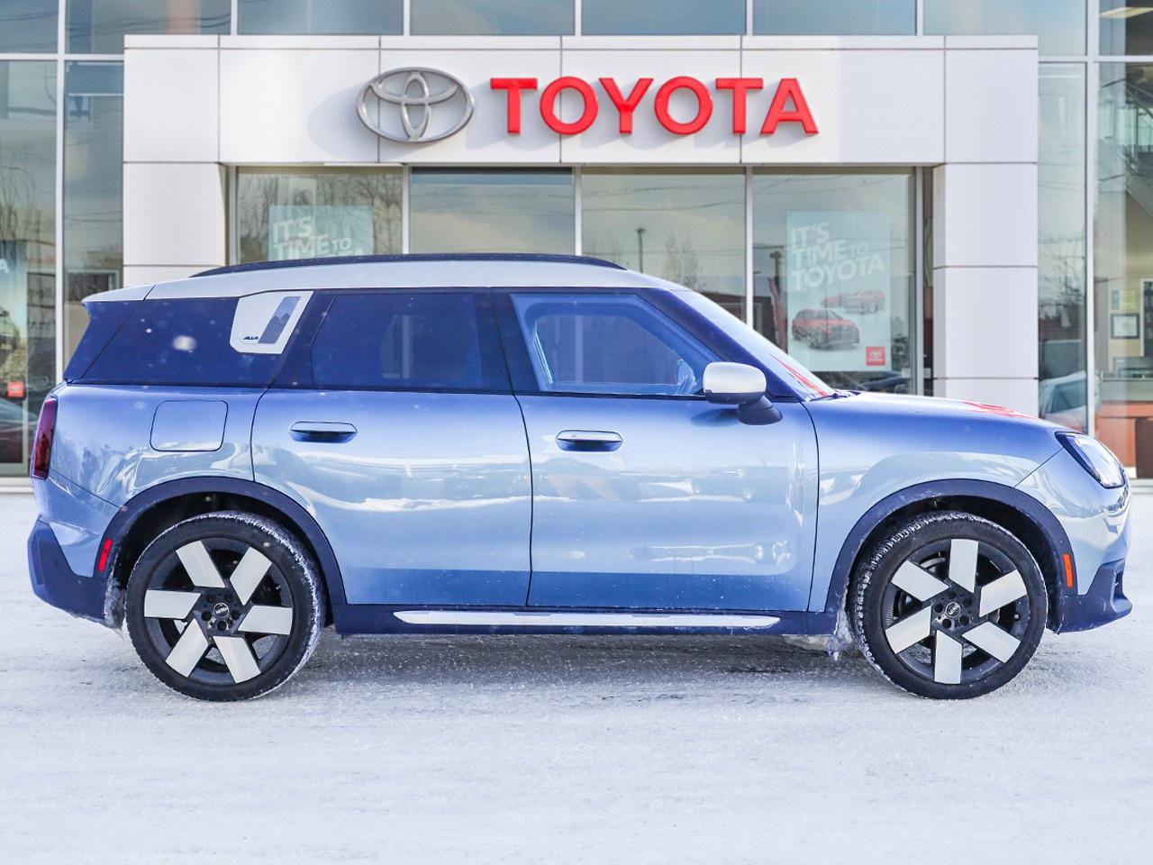 2025 MINI Cooper Countryman Cooper S Photo