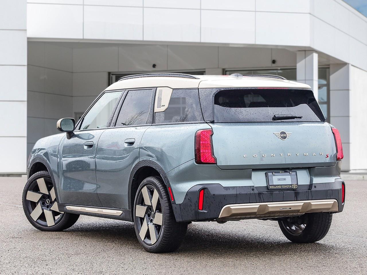 2025 MINI Cooper Countryman Cooper S Photo