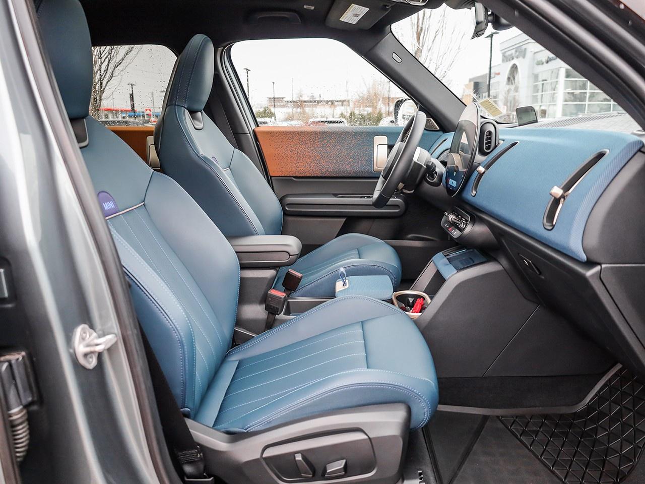 2025 MINI Cooper Countryman Cooper S Photo