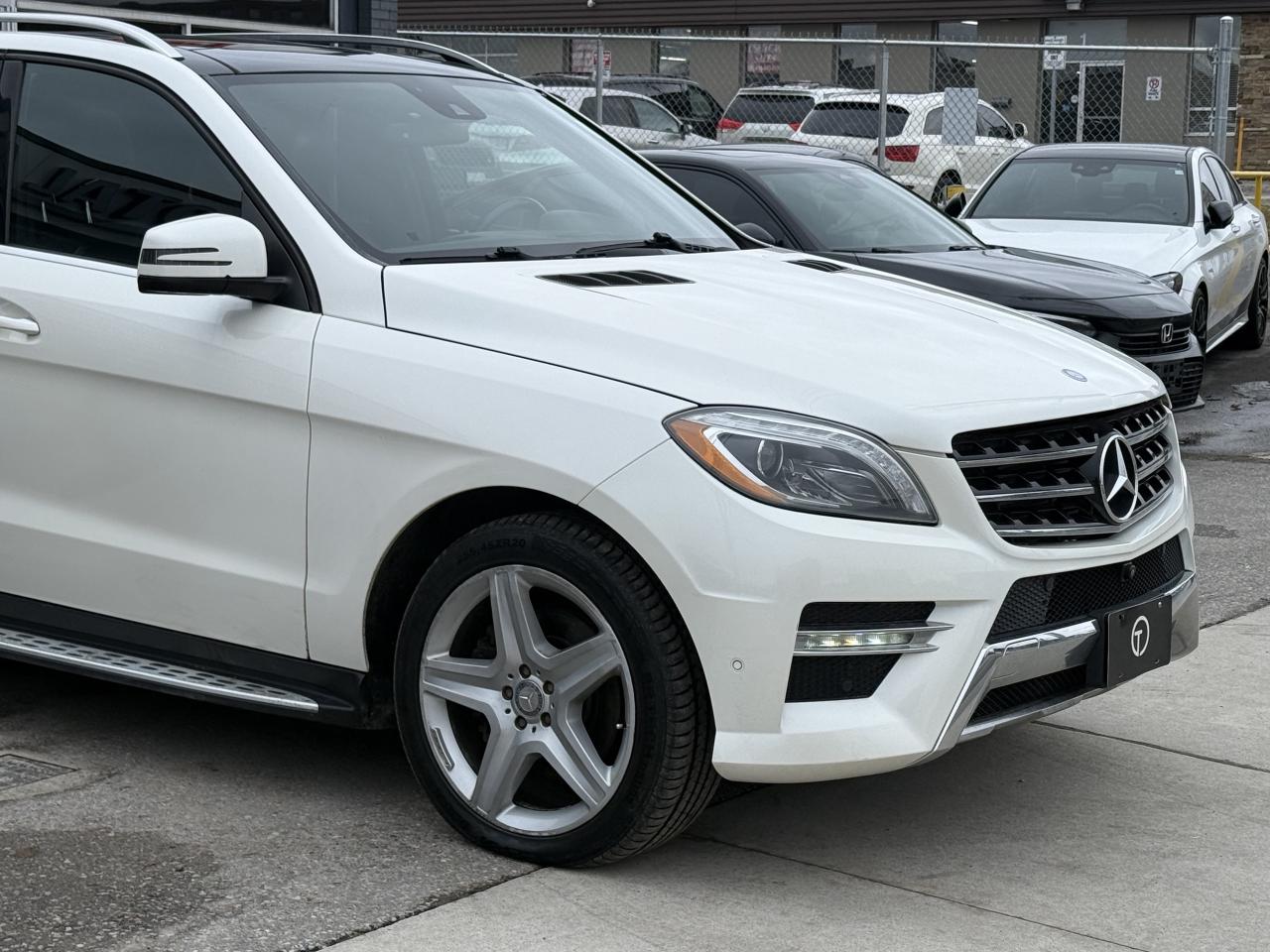 2014 Mercedes-Benz ML-Class ML350 //AMG PKG | PANO | HARMAN KARDON | 360 CAM Photo