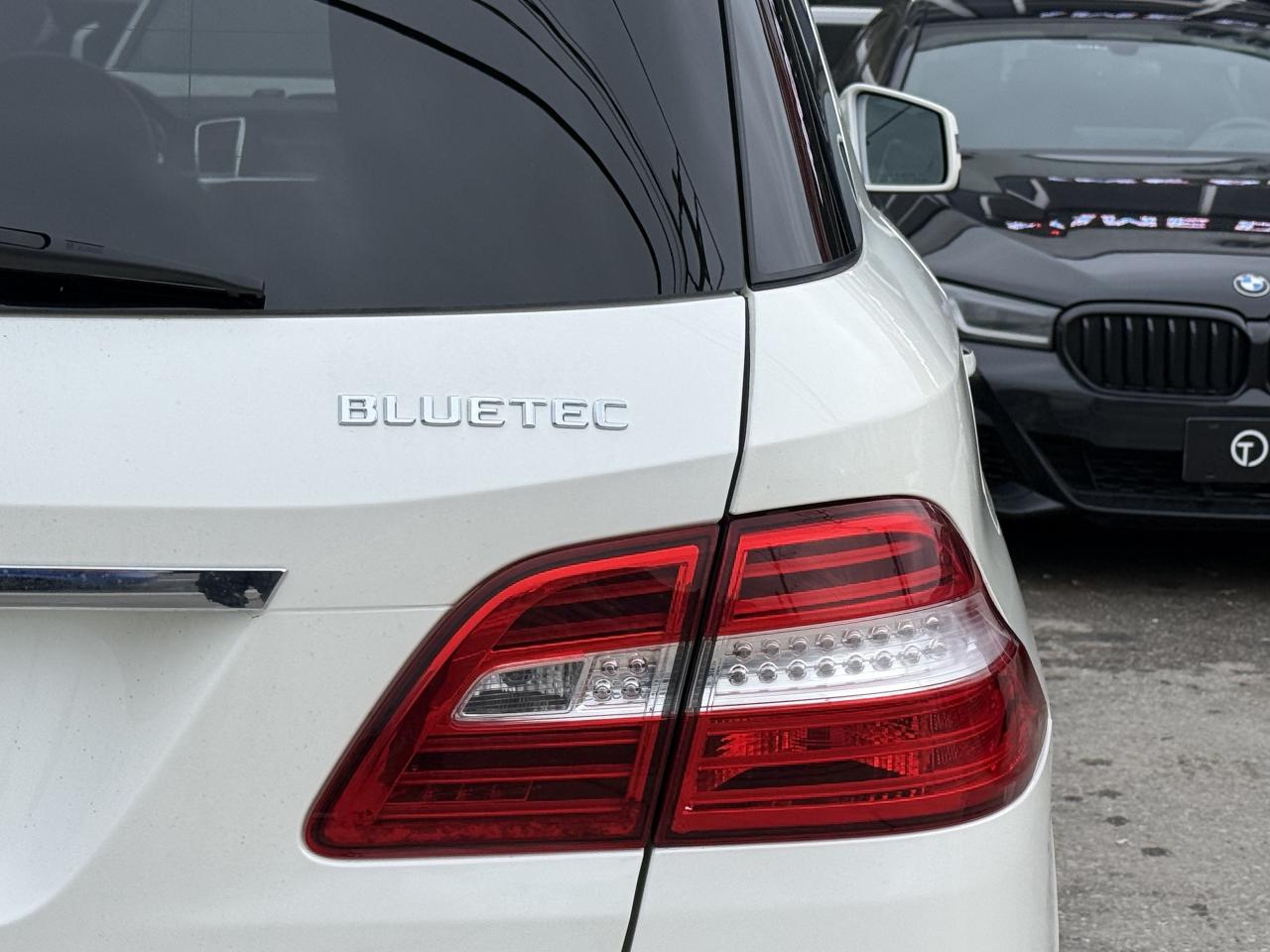 2014 Mercedes-Benz ML-Class ML350 //AMG PKG | PANO | HARMAN KARDON | 360 CAM Photo