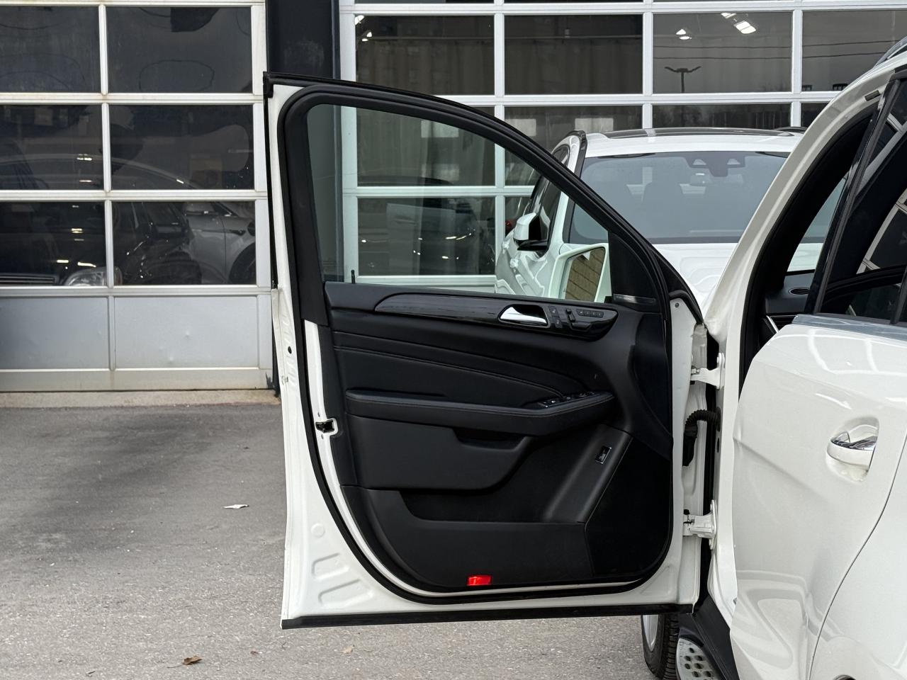 2014 Mercedes-Benz ML-Class ML350 //AMG PKG | PANO | HARMAN KARDON | 360 CAM Photo