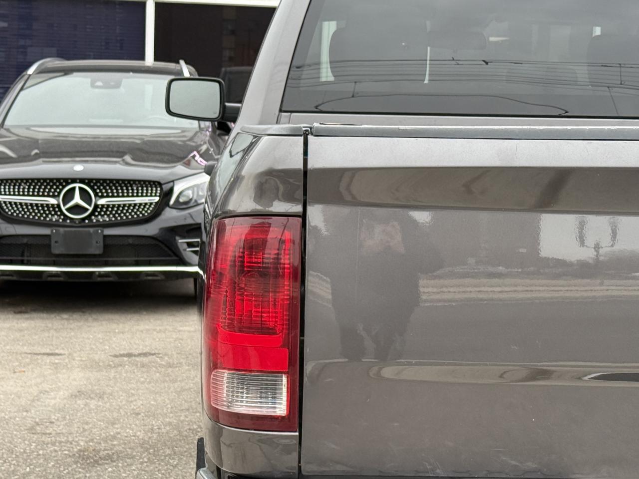 2019 RAM 1500 Classic TRADESMAN | BACK UP CAMERA | HEATED SEATS Photo