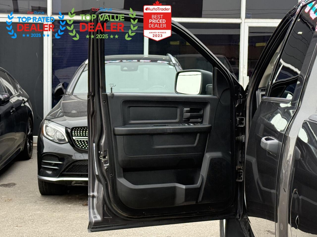 2019 RAM 1500 Classic TRADESMAN | BACK UP CAMERA | HEATED SEATS Photo