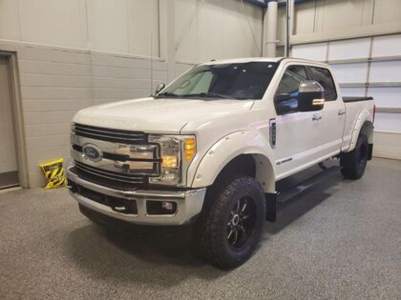 Used 2017 Ford F-350 Lariat for sale in Moose Jaw, SK
