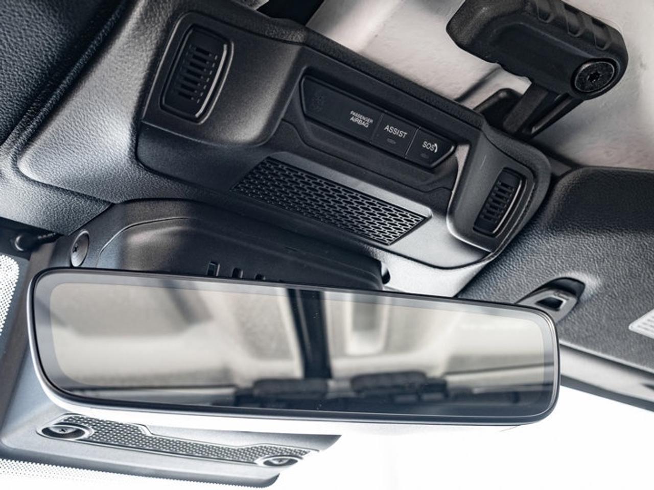 2025 Jeep Wrangler Sahara Photo