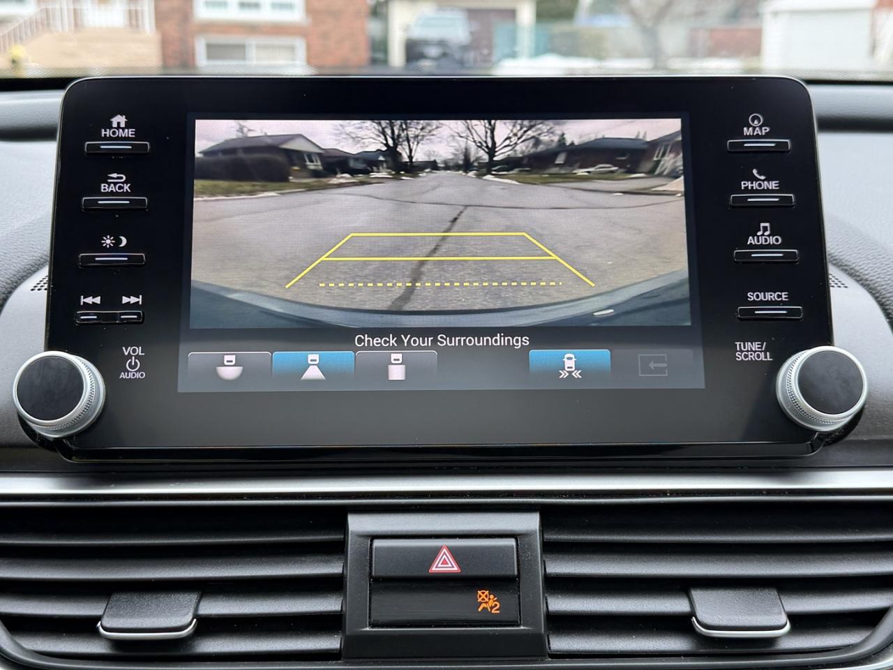 2018 Honda Accord Touring CVT Photo