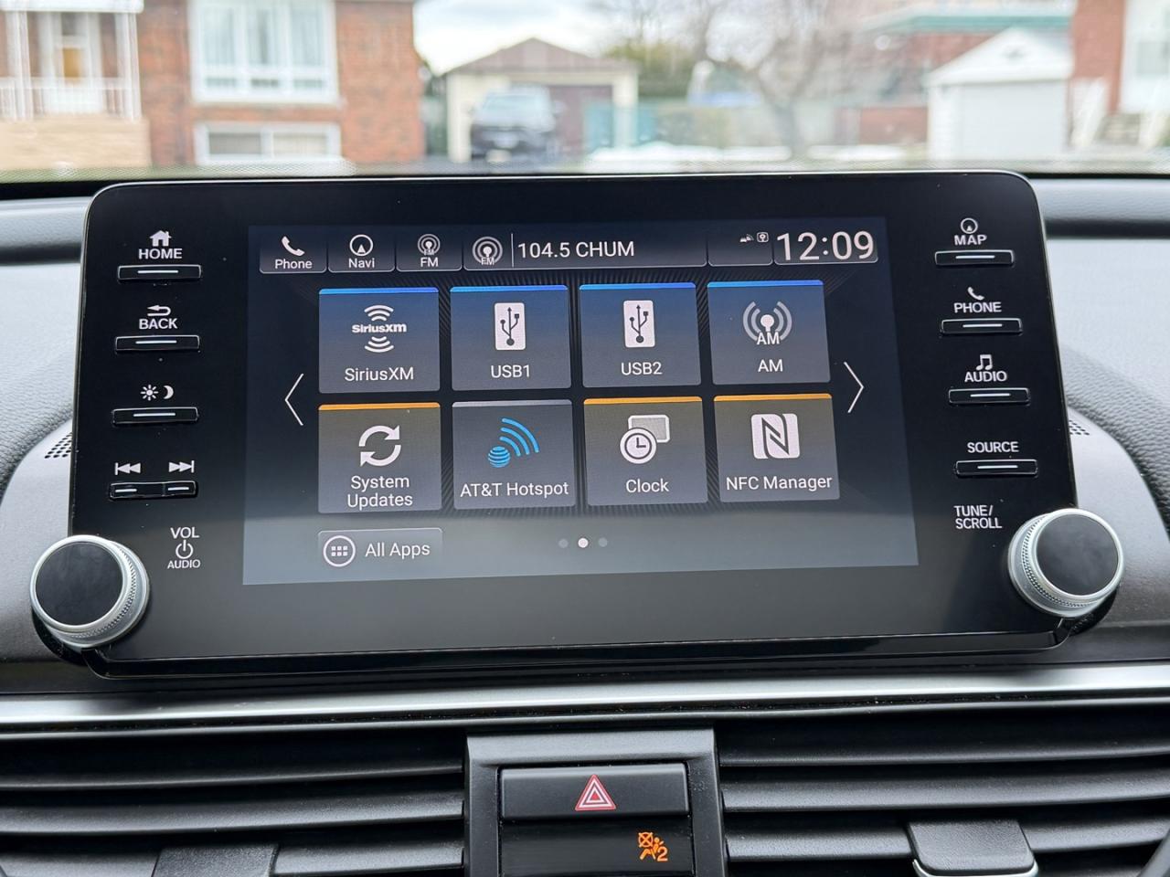 2018 Honda Accord Touring CVT Photo