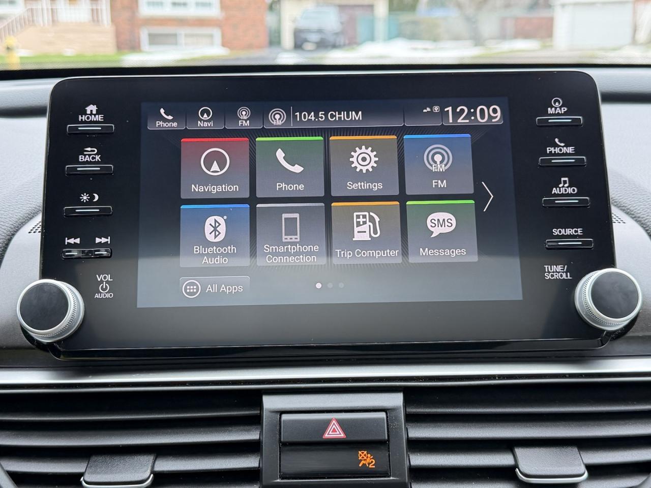 2018 Honda Accord Touring CVT Photo