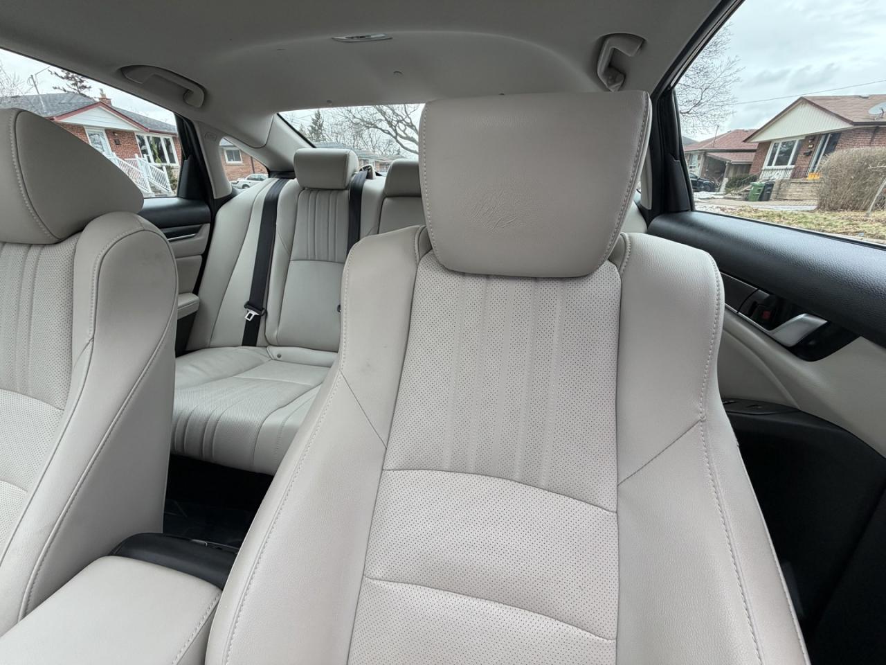 2018 Honda Accord Touring CVT Photo