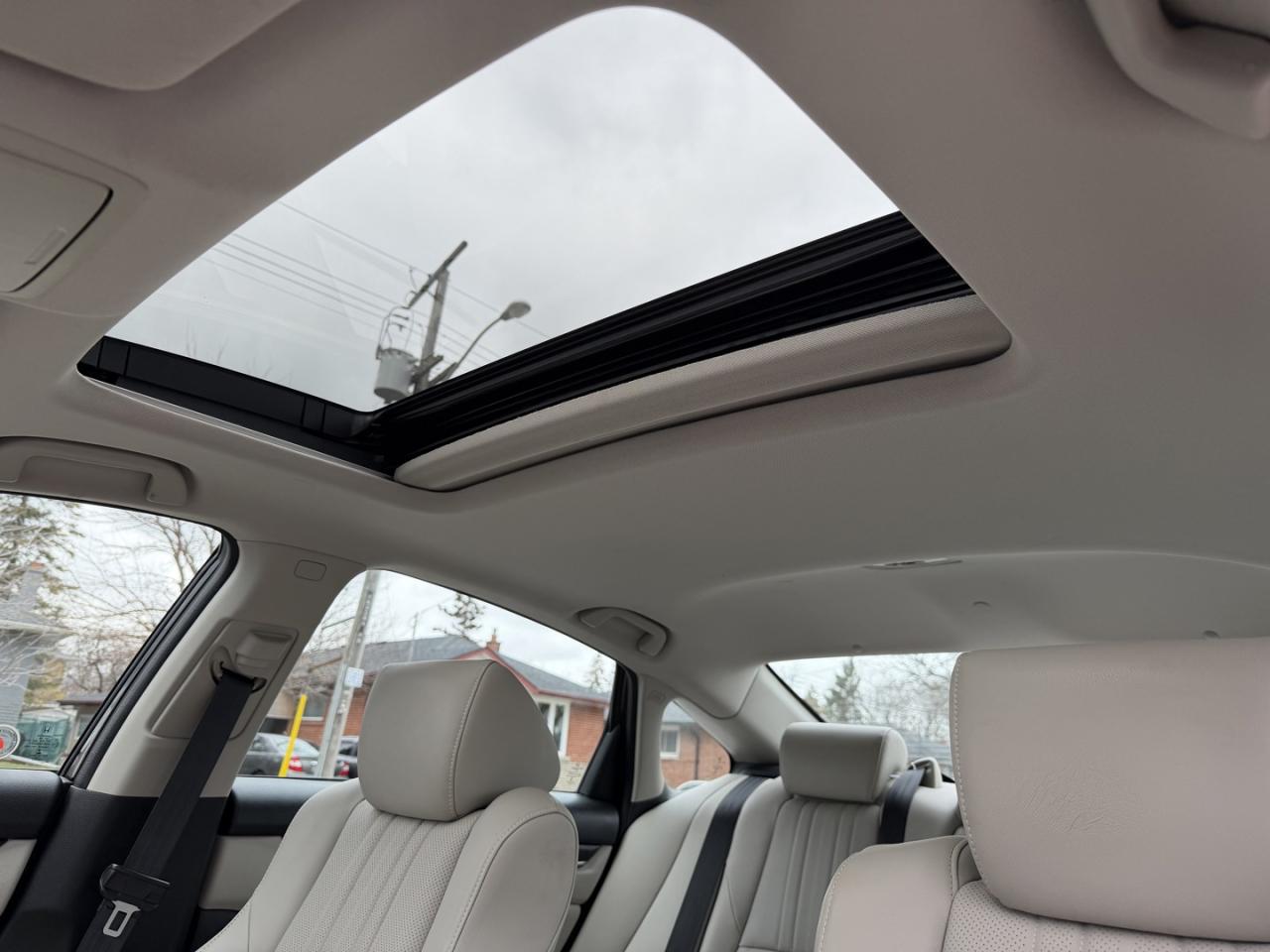 2018 Honda Accord Touring CVT Photo