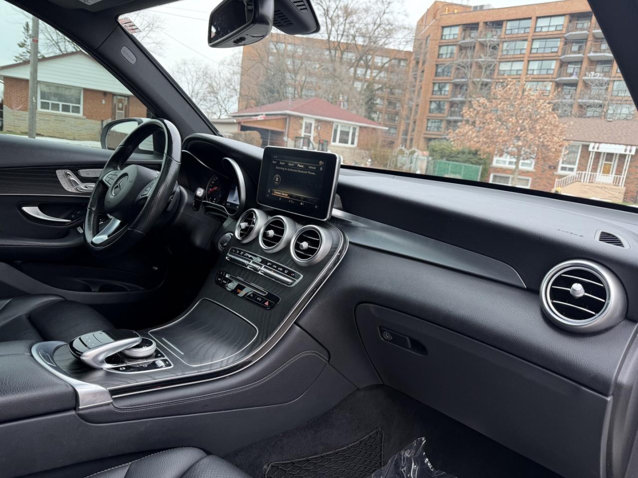 2019 Mercedes-Benz GLC-Class GLC300 4MATIC Photo