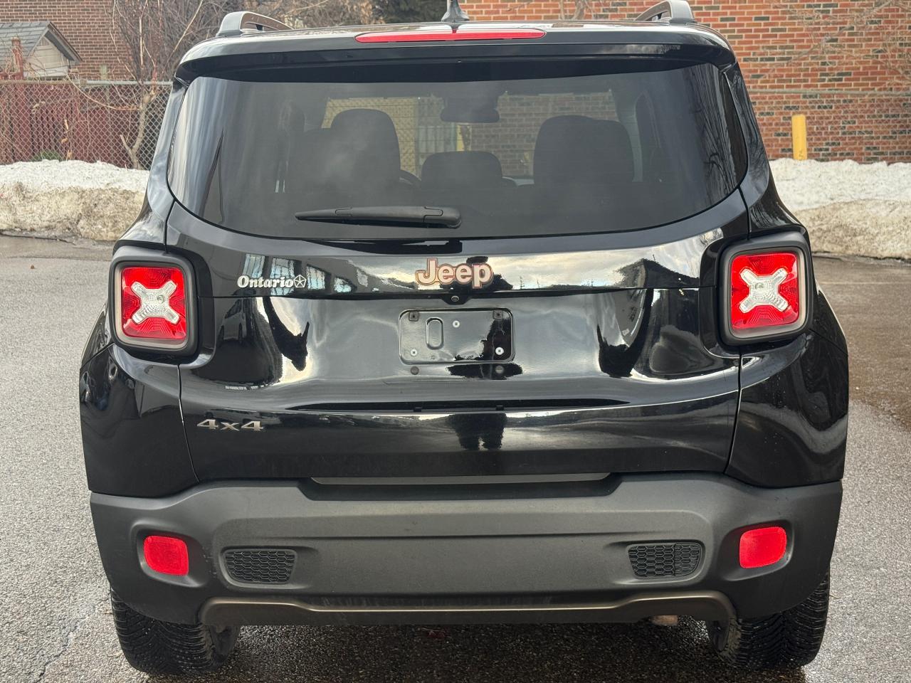 2016 Jeep Renegade 75th Anniversary Photo