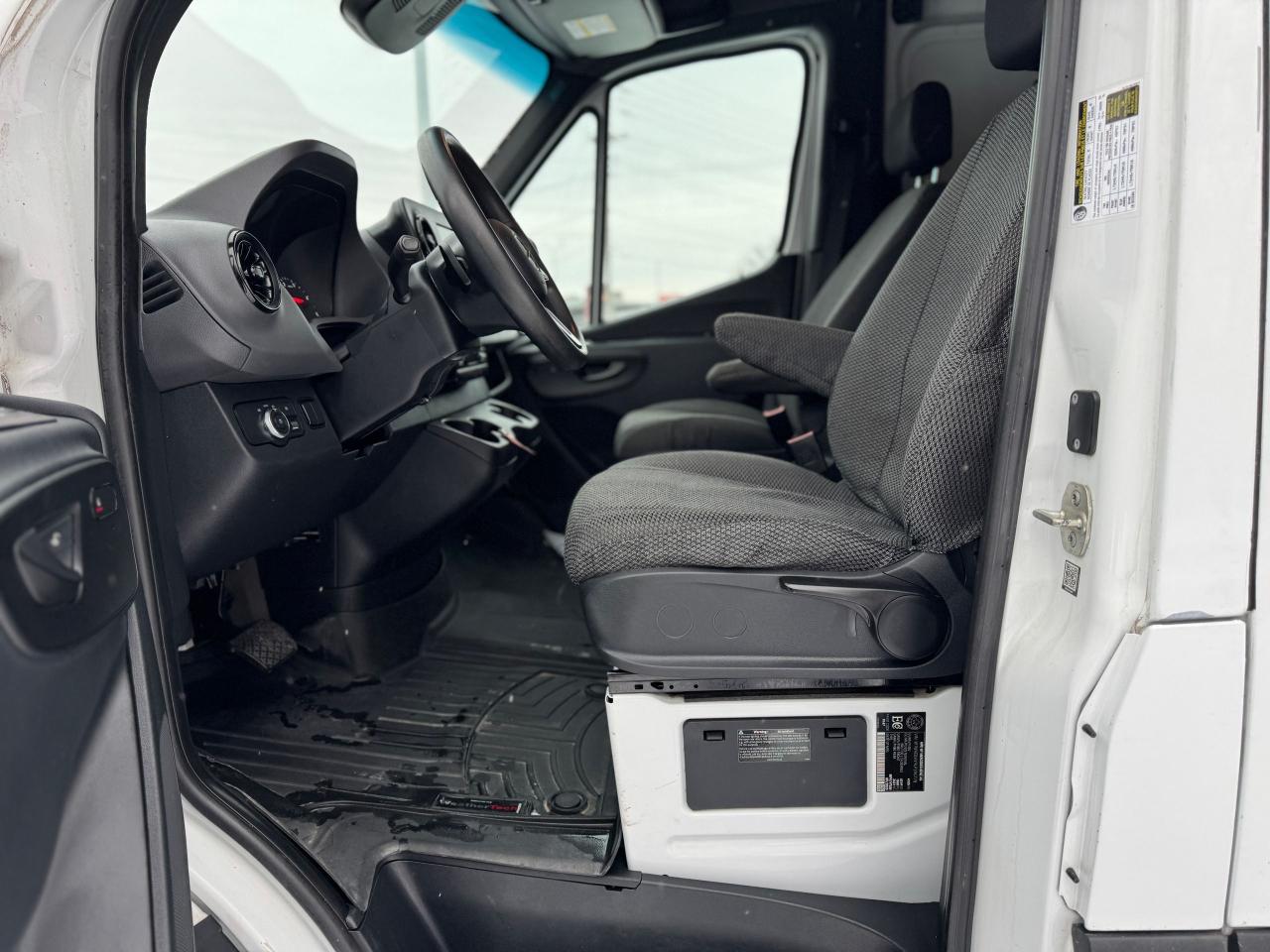 2020 Mercedes-Benz Sprinter 2500 3.0L V6 Diesel Clean Carfax Photo