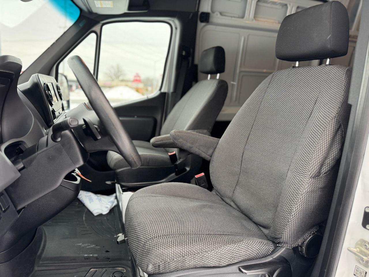 2020 Mercedes-Benz Sprinter 2500 3.0L V6 Diesel Clean Carfax Photo