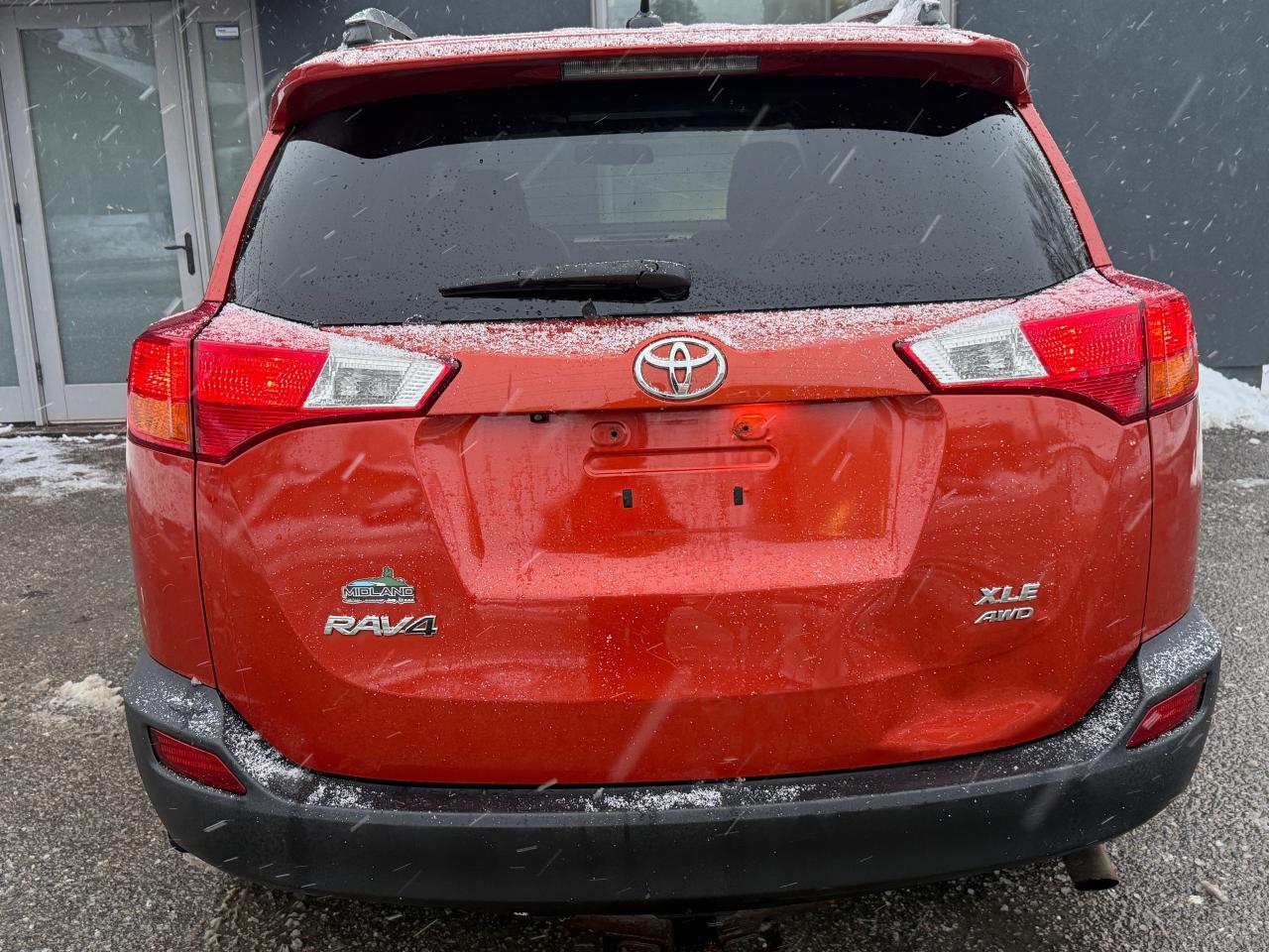 2015 Toyota RAV4 XLE Photo
