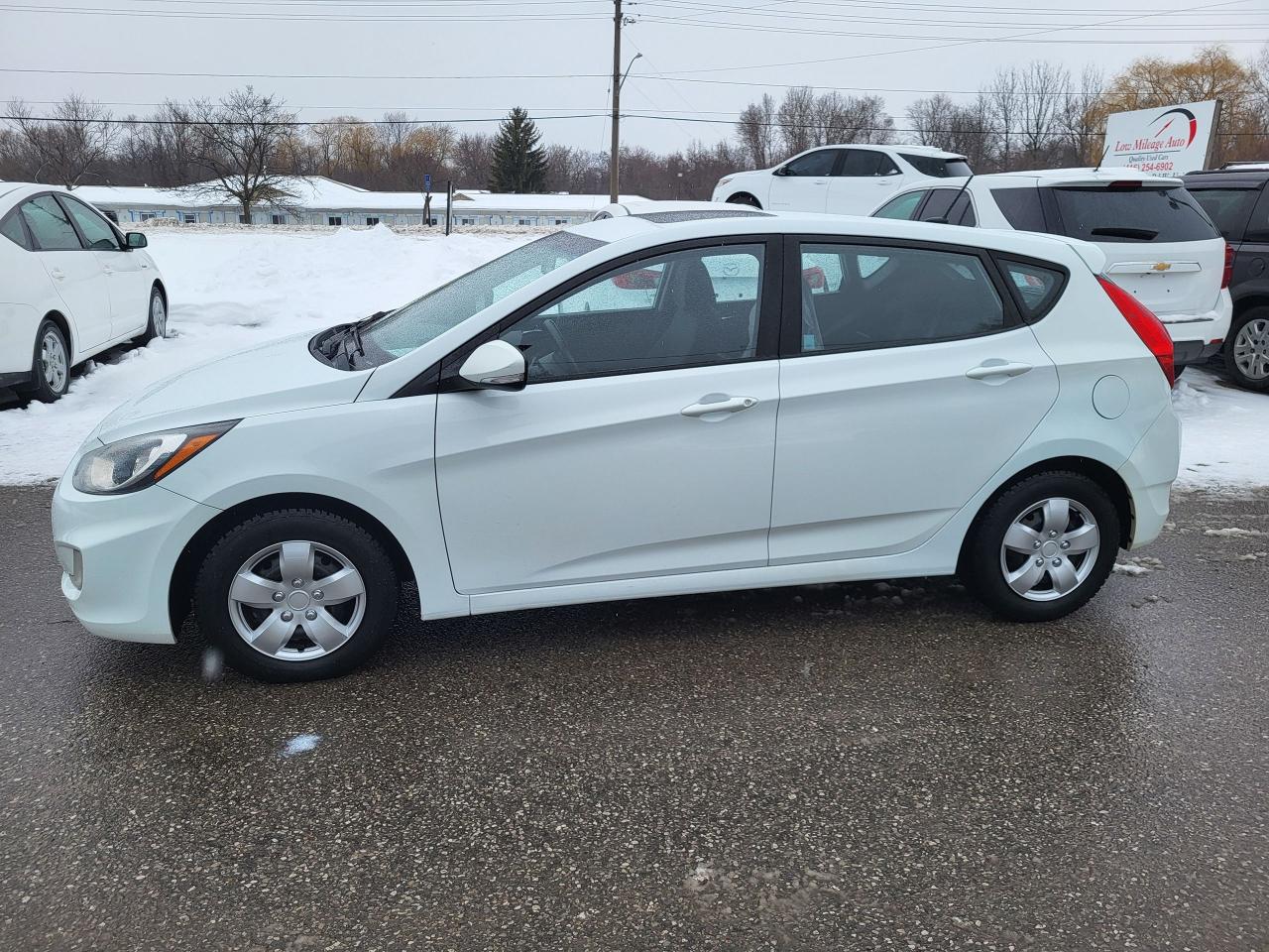 2012 Hyundai Accent GLS Photo