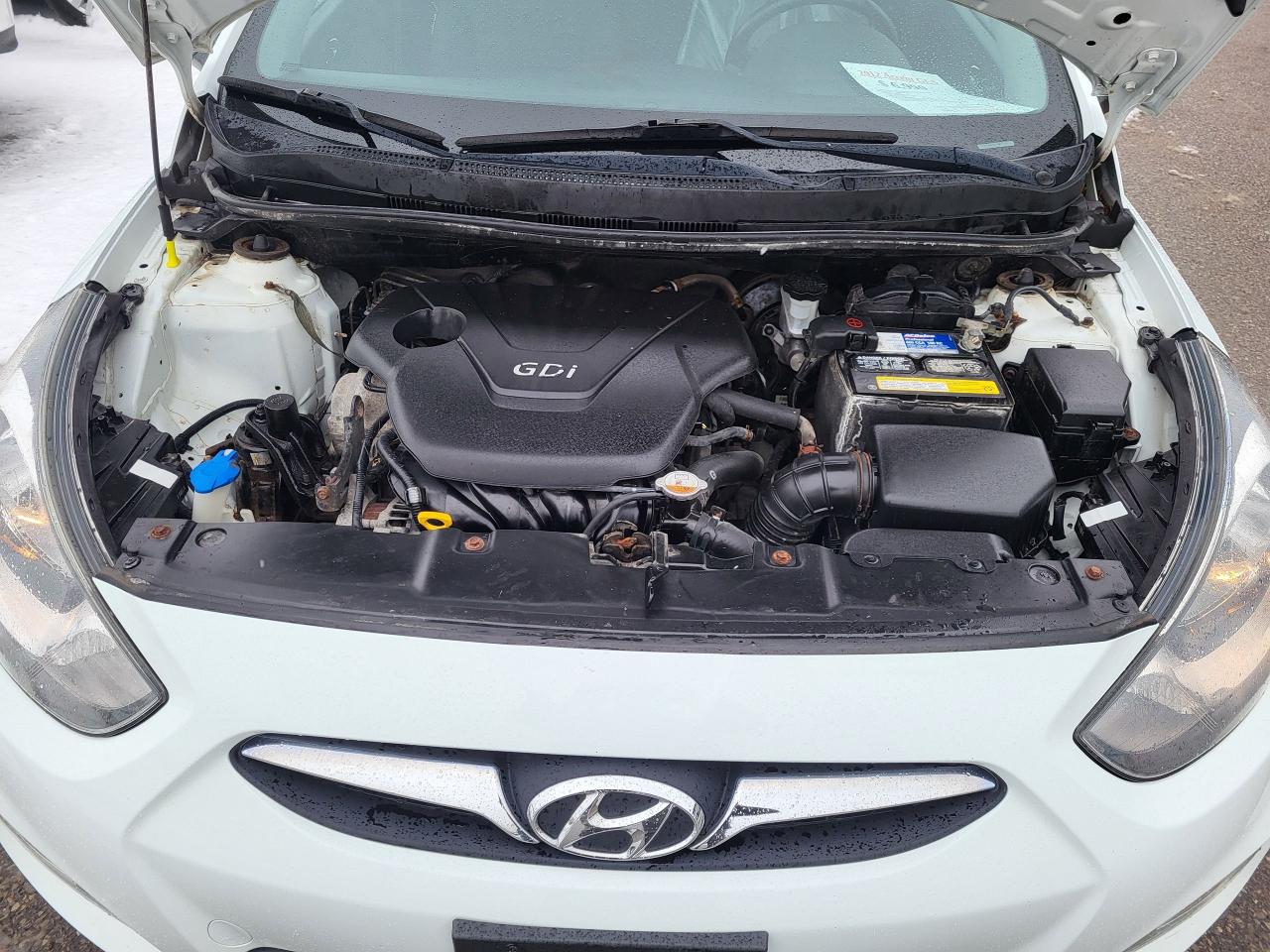 2012 Hyundai Accent GLS Photo
