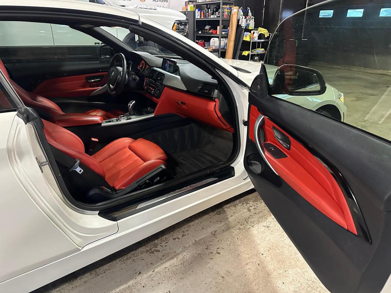 2014 BMW 4 Series 428ixDrive/Nav+Back up Camera/Heads up Display/AWD Photo