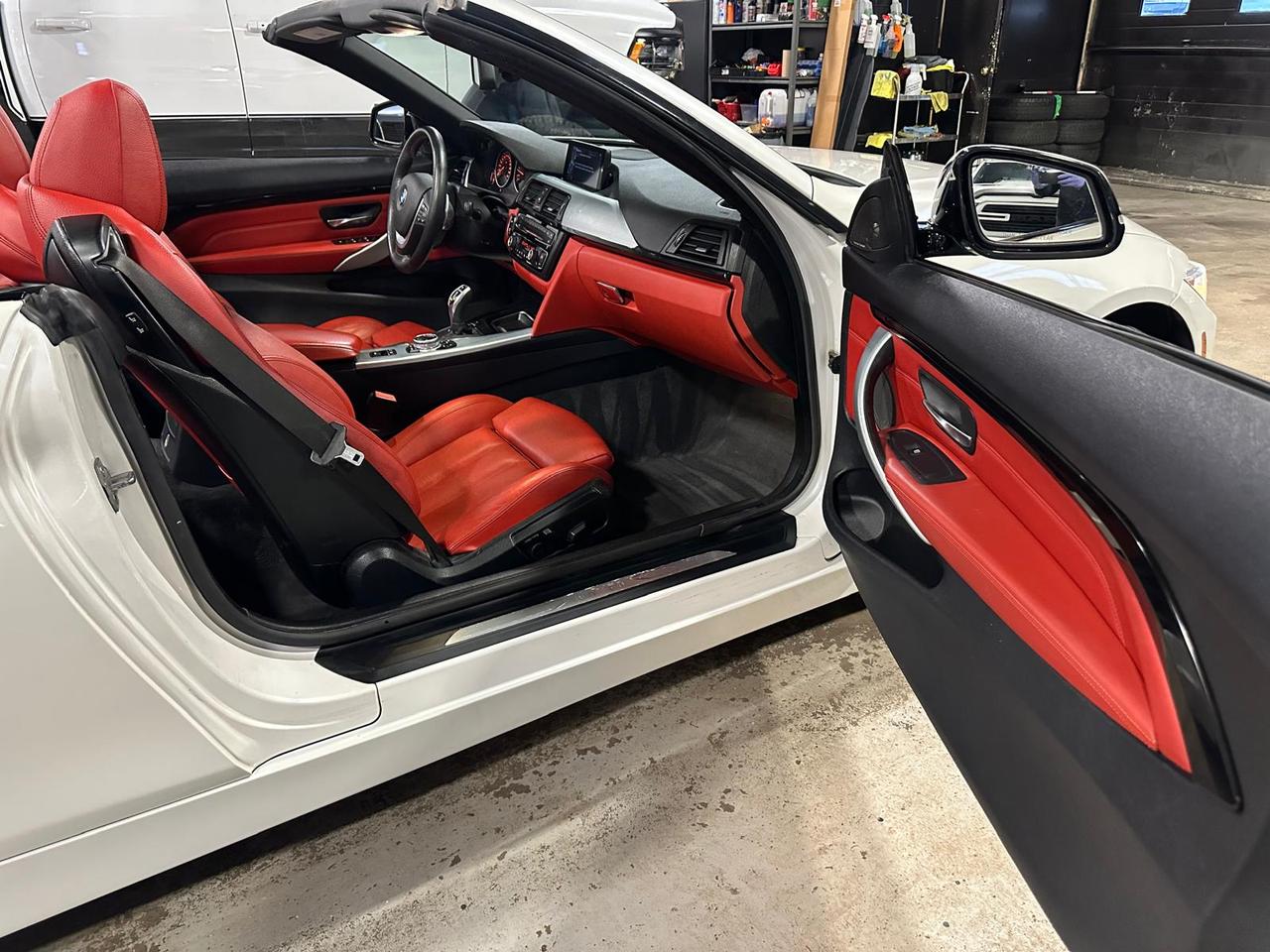 2014 BMW 4 Series 428ixDrive/Nav+Back up Camera/Heads up Display/AWD Photo