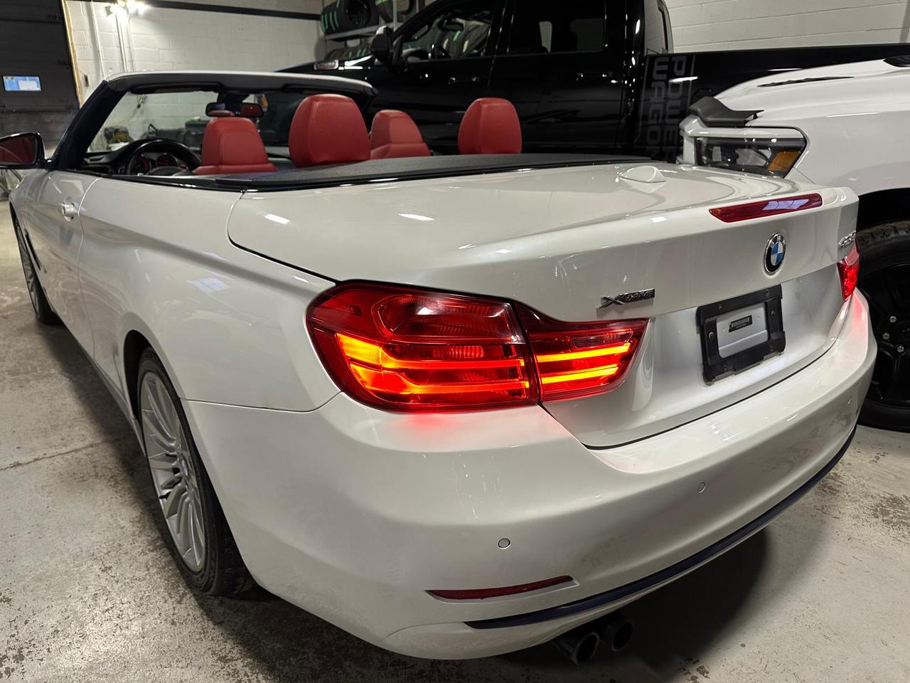 2014 BMW 4 Series 428ixDrive/Nav+Back up Camera/Heads up Display/AWD Photo