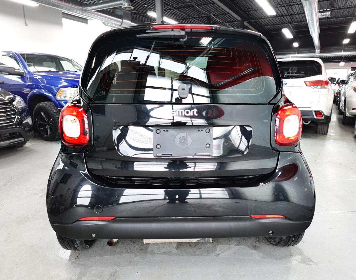 2017 Smart fortwo SMART FOR TWO.NO ACCIDENT,NAVI,APPLE CAR PLAY Photo4